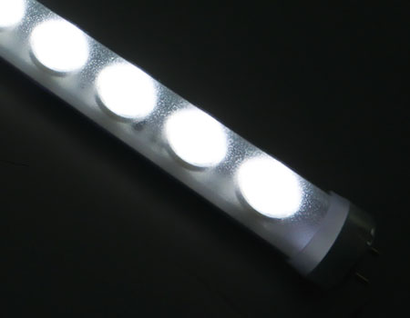 サイドライト型直管LED